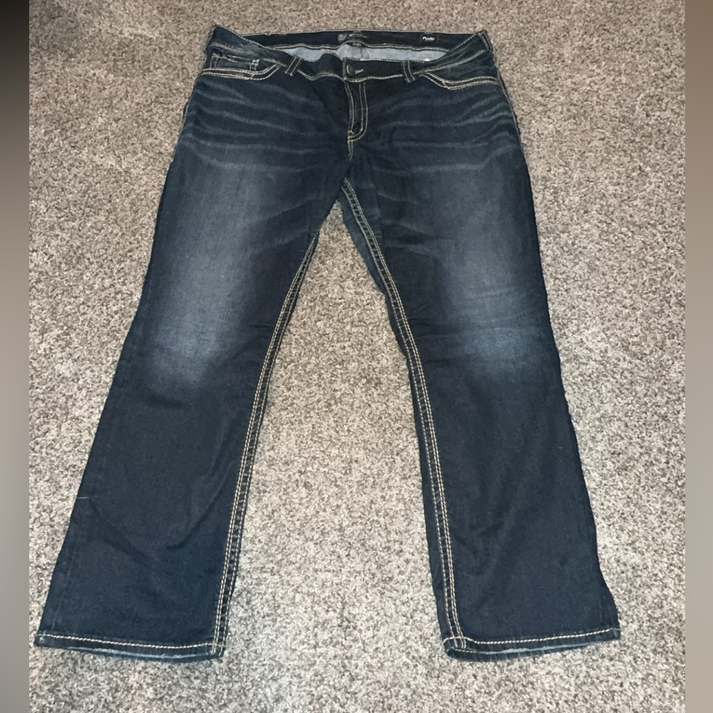 Women’s plus silver jeans never worn size 22 X 30l
